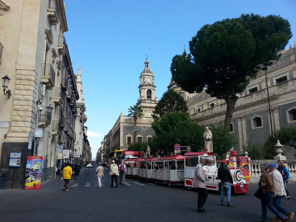 B&B United States Of Europe Catania Ngoại thất bức ảnh